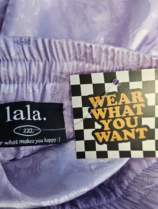 Dressed In Lala Lavender Purple Floral Satin Cargo Pants NWT - Picture 13 of 15